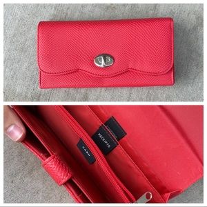 Organizer wallet